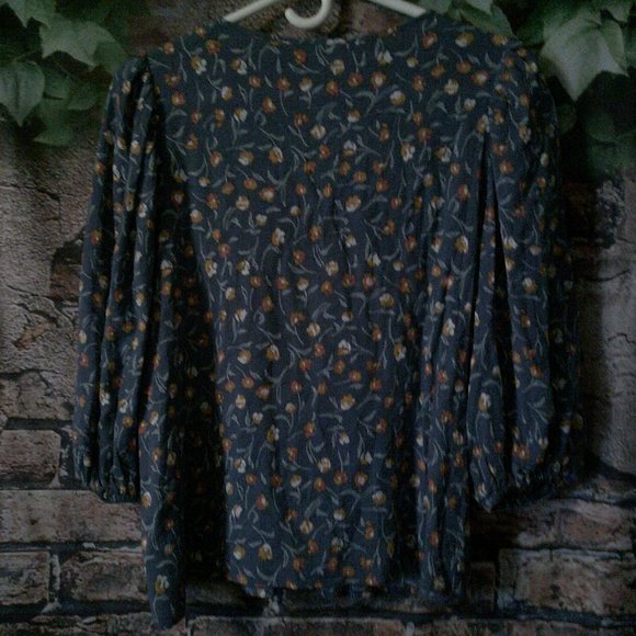 3/4 Sleeve Floral Peasant Top - Picture 3 of 4